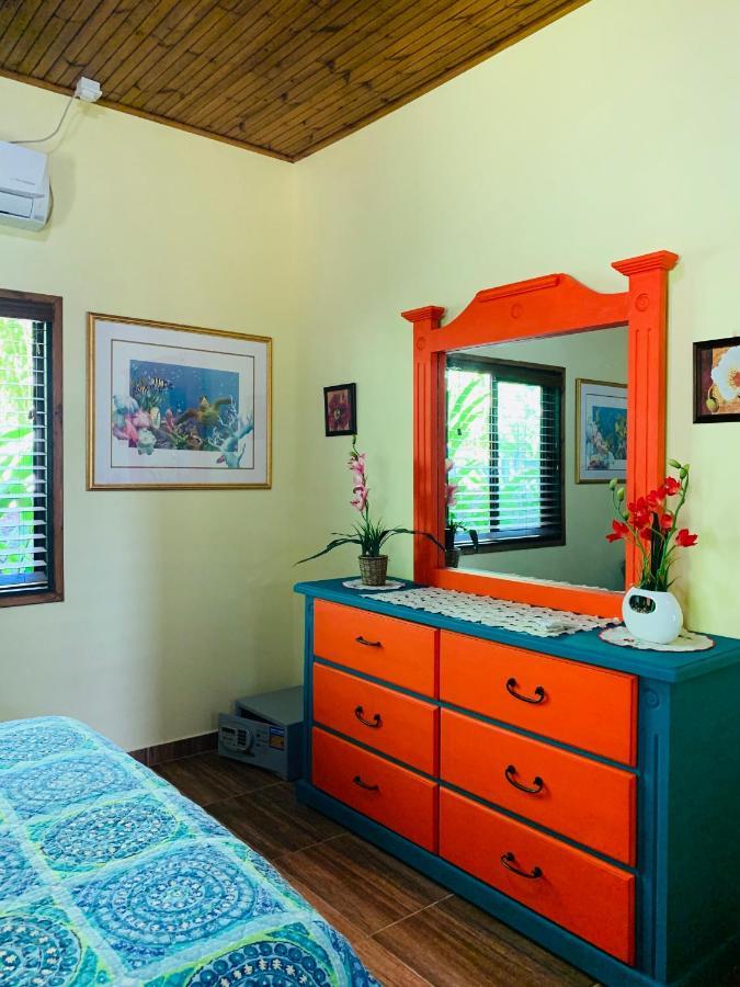 לה דיג O'Soleil Chalets Self Catering מראה חיצוני תמונה