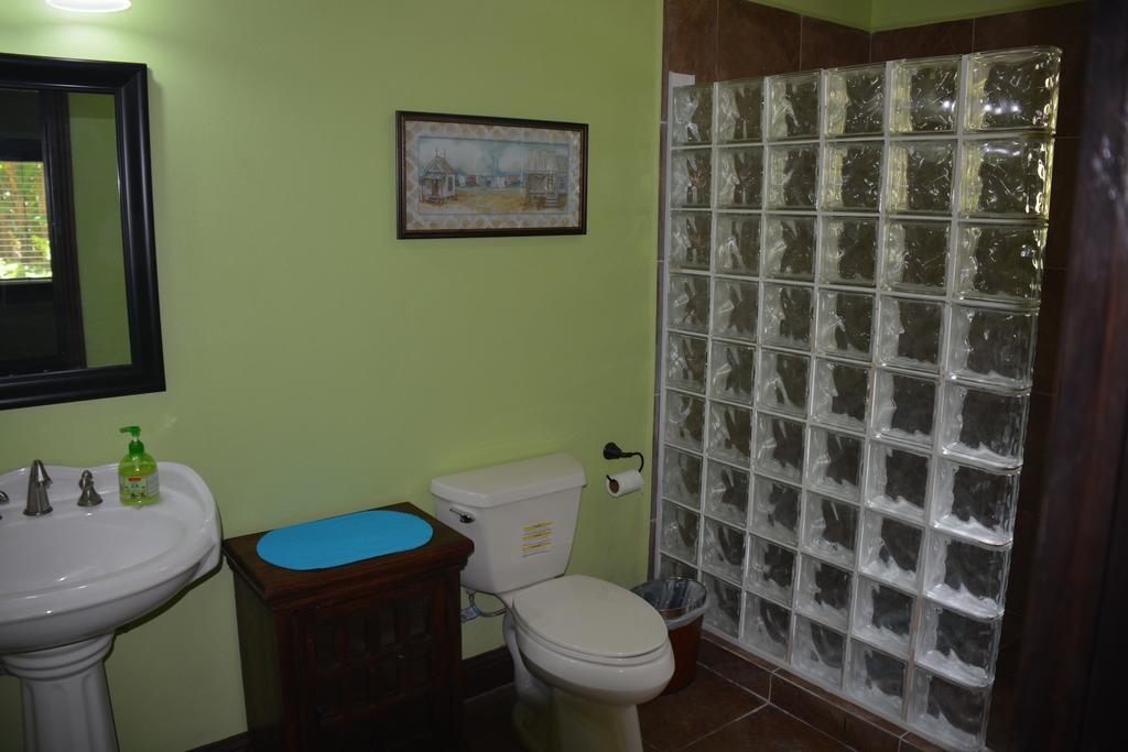לה דיג O'Soleil Chalets Self Catering חדר תמונה