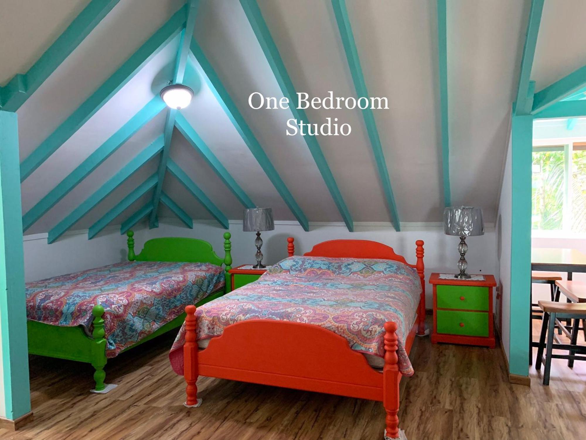 לה דיג O'Soleil Chalets Self Catering מראה חיצוני תמונה